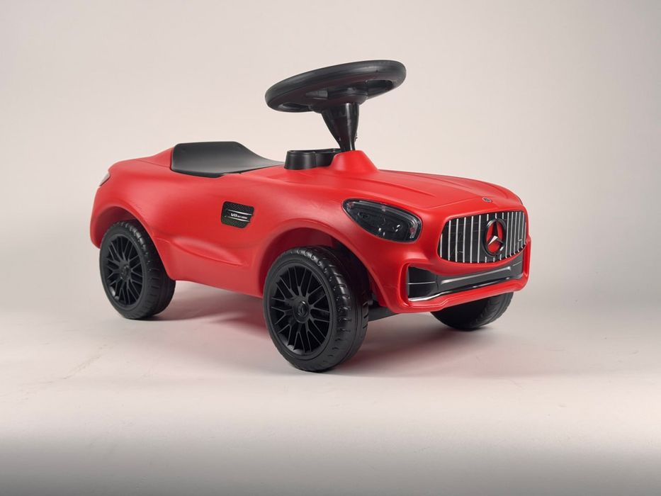 Bolalar mashinasi mercedes benz