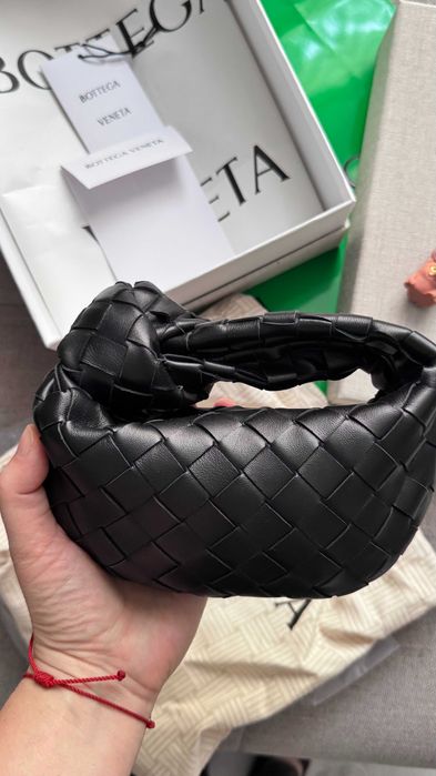 продам кожаную сумку малышку