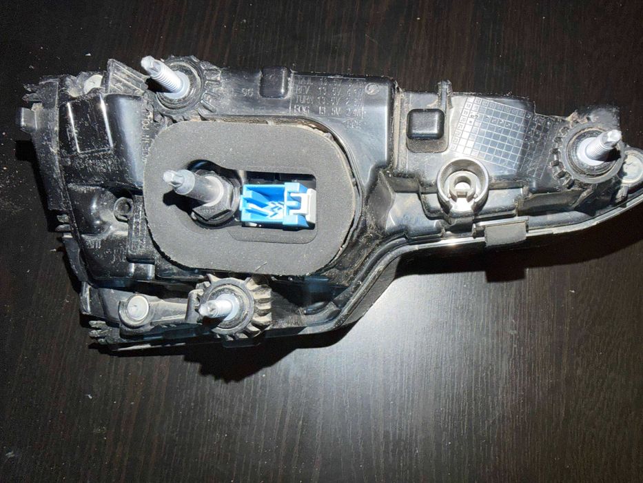 LED стопове Audi A4 B9.5