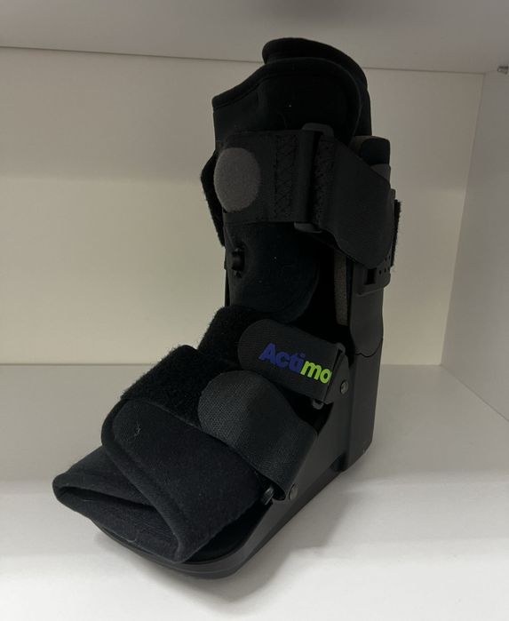 Orteza glezna picior Actimove Air Walker