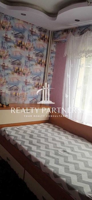 Дава се под наем Двустаен апартамент в Перник, Изток - 68 кв.м за 331.5 € - Снимка #4