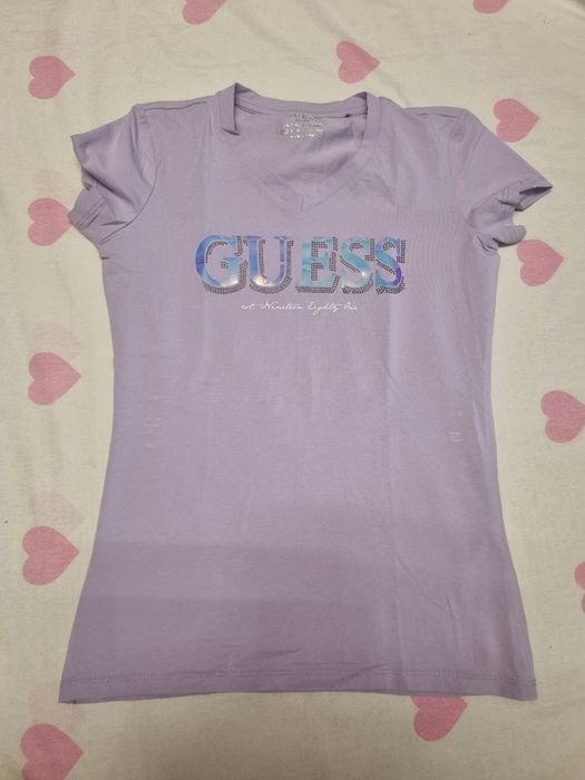 Оригинални дамски тениски guess размер  xs