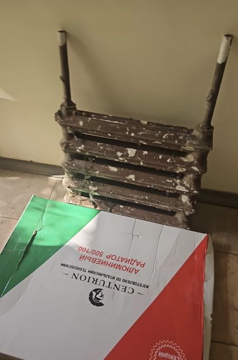 Батарея чугунная