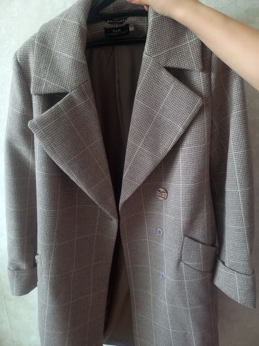 Продам пальто б/у