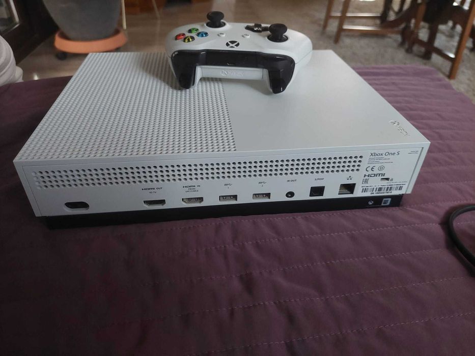 Consola Microsoft Xbox One Slim 1TB