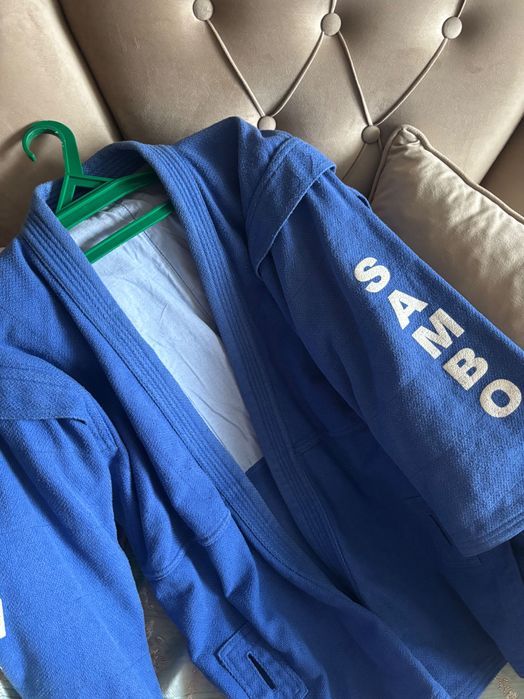 Продам костюм самбо б/у