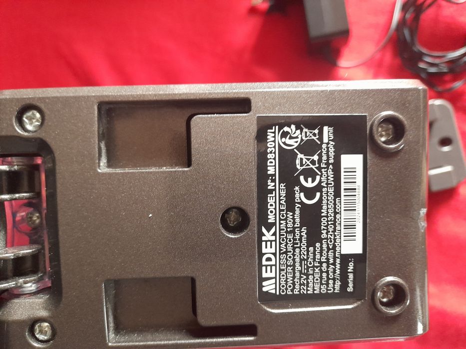 Aspirator Medek MD380WL Li-ion battery 22,2v