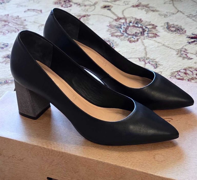 Нови официални дамски обувки