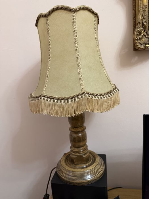 Lampa cu abajur vintage
