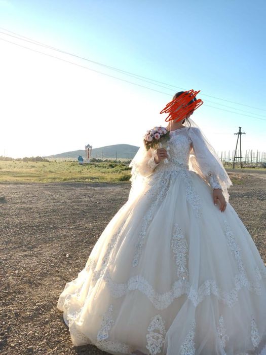 Свадебное платье