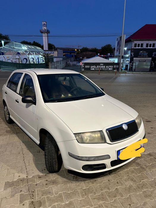 Vând Skoda Fabia