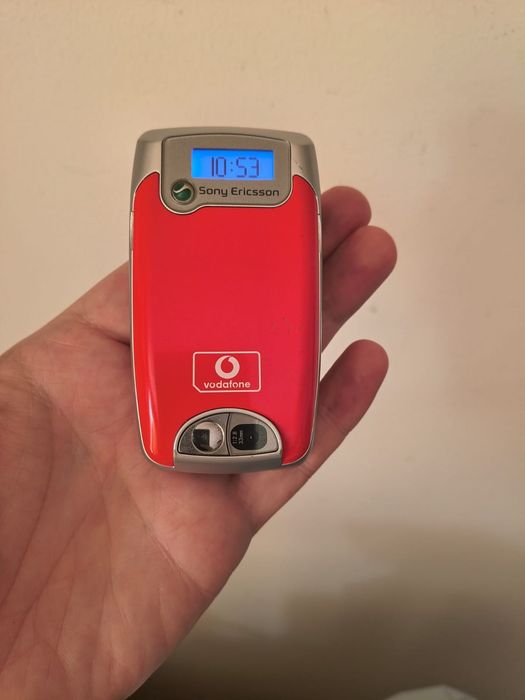 Sony Ericsson z600 ( liber de rețea)