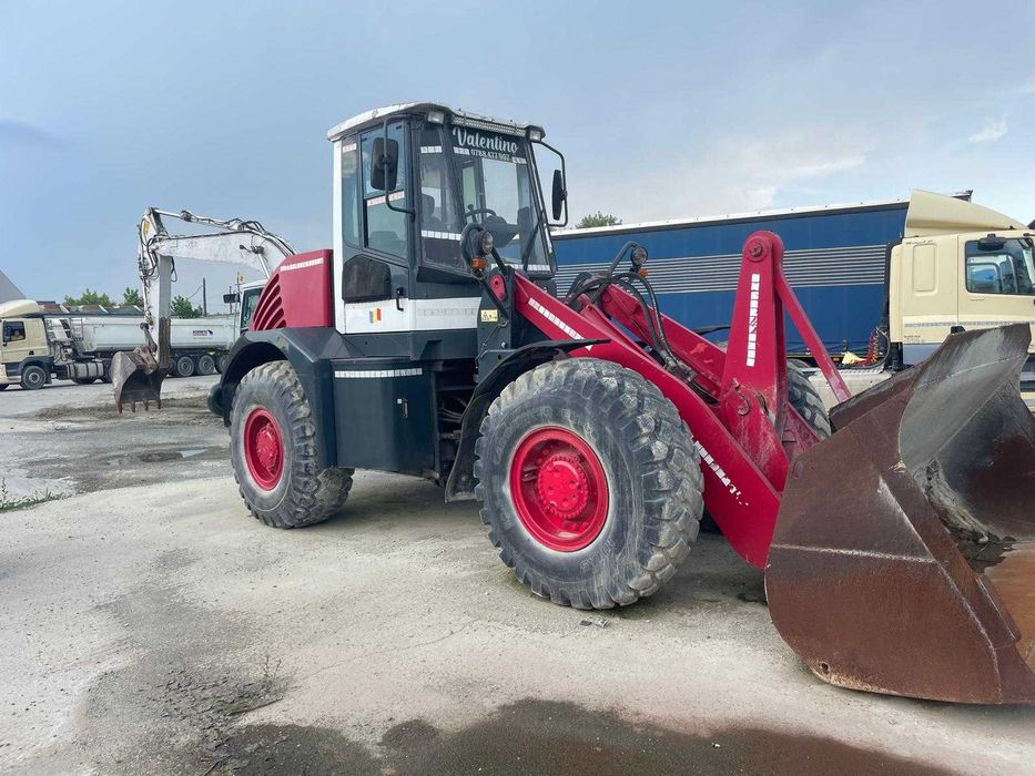 Incarcator frontal O&K 18T