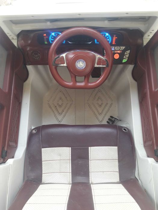 AMG detskaya mashina elektronaya