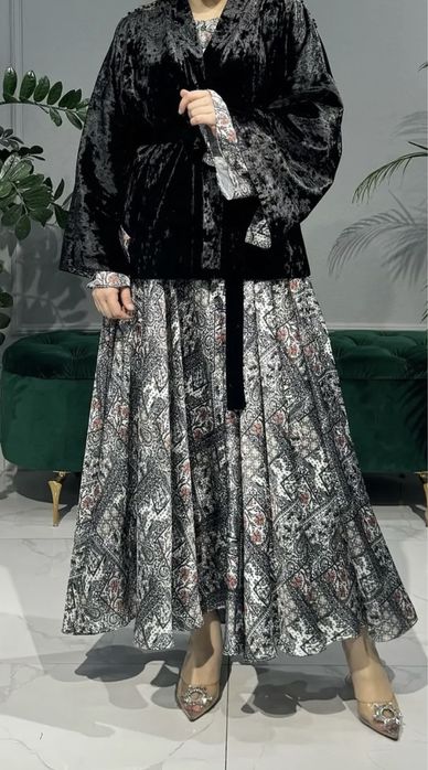 Платье шелковый