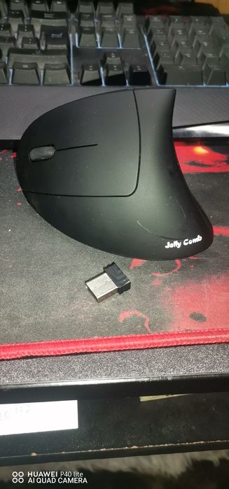 mouse ergonomic ,2.4 g wirelles model jelly comb