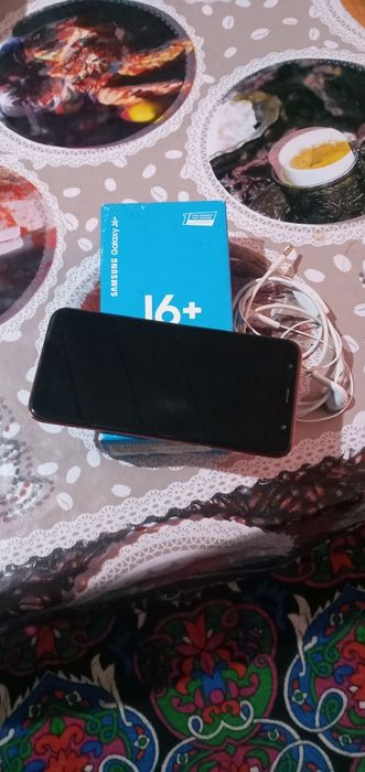 Samsung J6+ karobka dokument bor