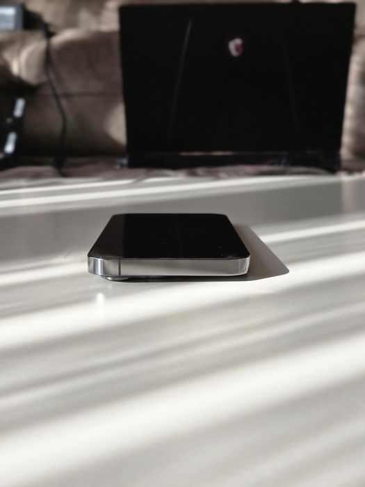 IPhone 13 Pro 128gb (с гаранция)