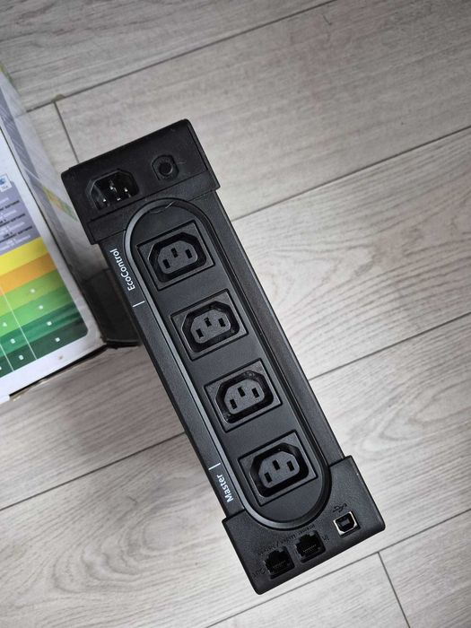 UPS Eaton Eclipse ECO 800