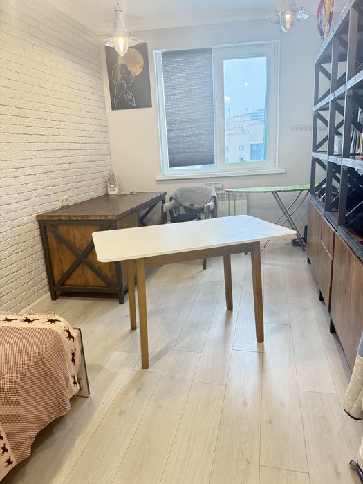 Продам стол в хорошем состоянии