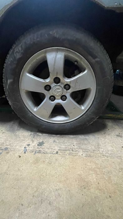 Джанти свалени от Мазда 3 2004 г.