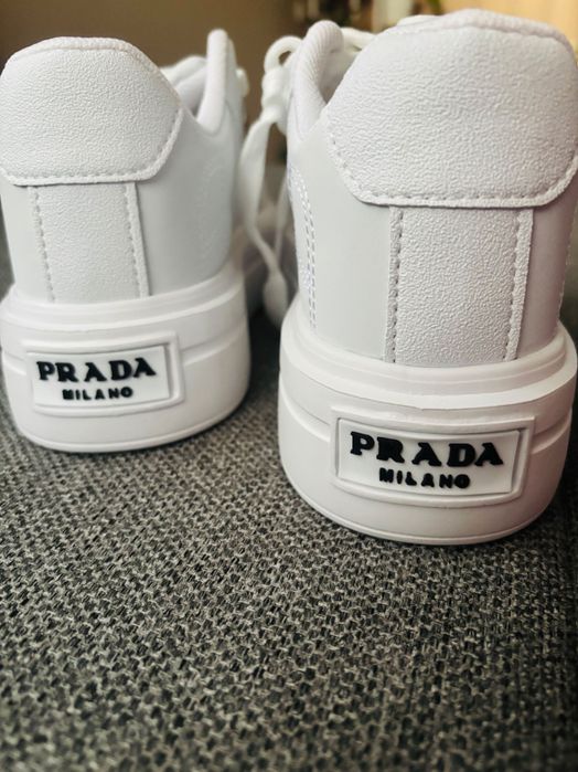 Нови маратонки PRADA