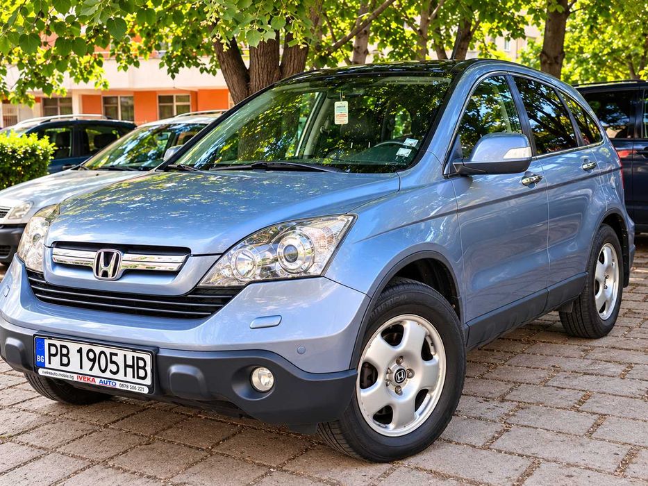 Honda CR-V 2.0 Automatic / Бензин  / Газ / Кожа / Панорама / 2 комплекта джанти със зимни и летни гуми