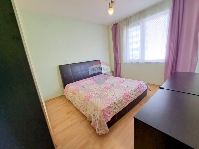 Дава се под наем Тристаен апартамент в Варна, Възраждане 1 - 85 кв.м за 459 € - Снимка #7