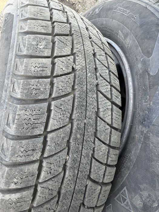Шины в сборе на 16  митсубиси