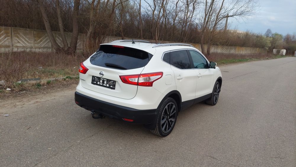 Nissan Qashqai 1,6 dci 175000 km !!!Euro 6,Tekna(fără adblu)