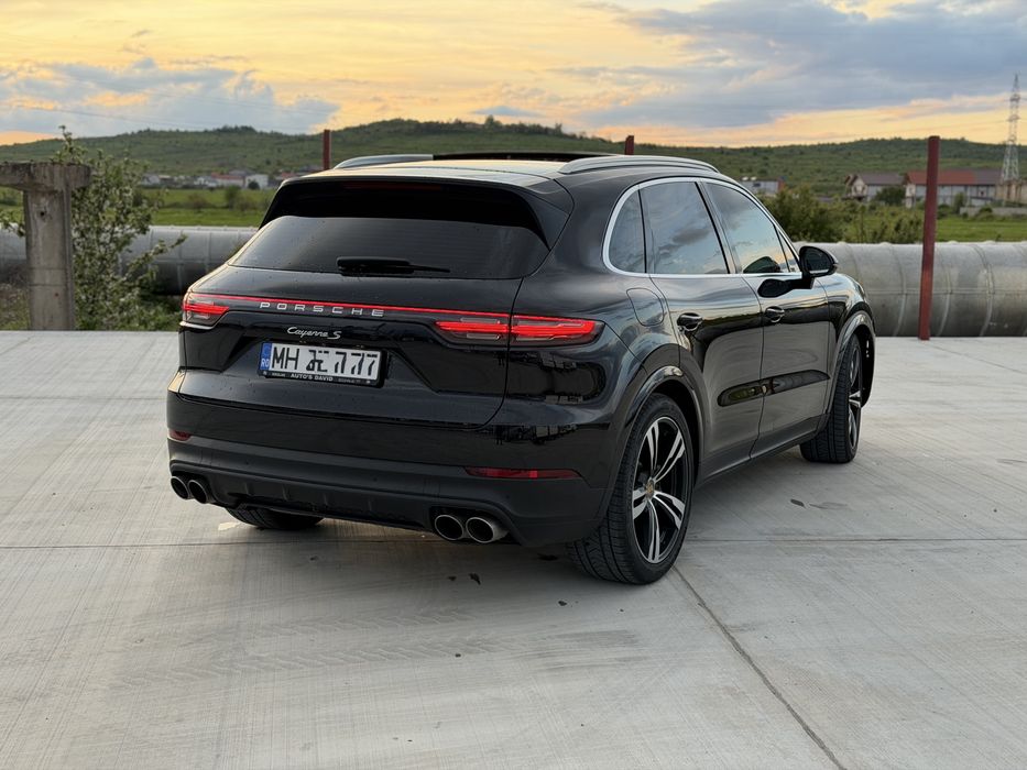 PORSCHE Cayenne 2018 — imagine 3