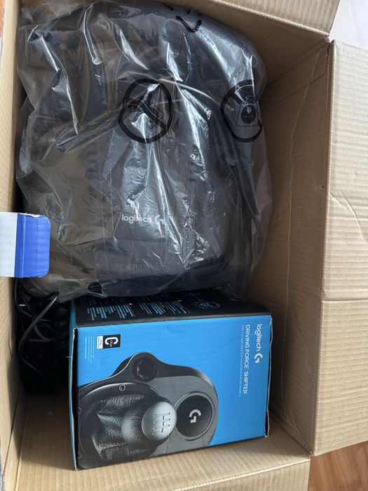 Volan Logitech G29 PS3/4-PC + Shifter