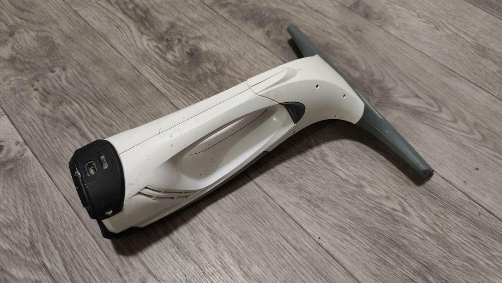 Стеклоочиститель Karcher WV 1