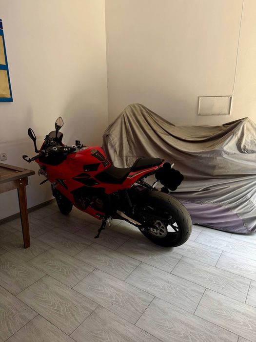 QjMotor 600 SS Sotiladi!