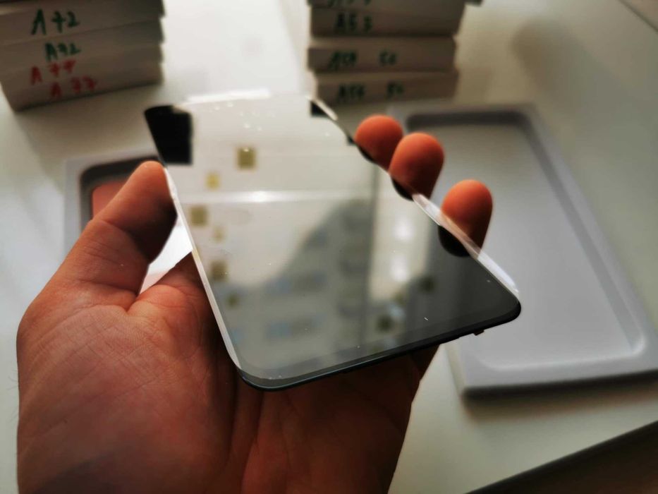 Ecran OPPO A5 A16 A18 A38 A40 A3 A52 A72 A92 A53 A54 A57 A60 display