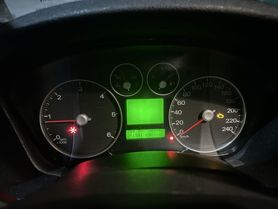 Ford focus 2007 - 1.6 disel - defect