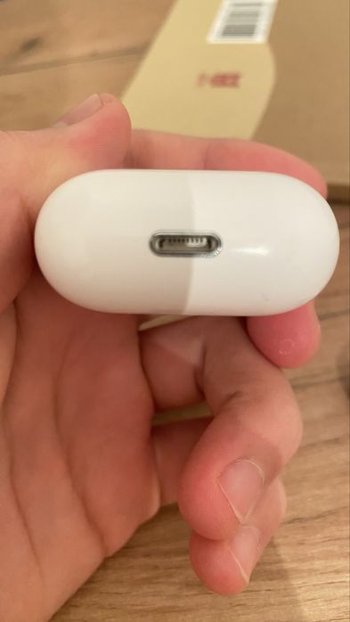 Airpods 2 в отличном состоянии