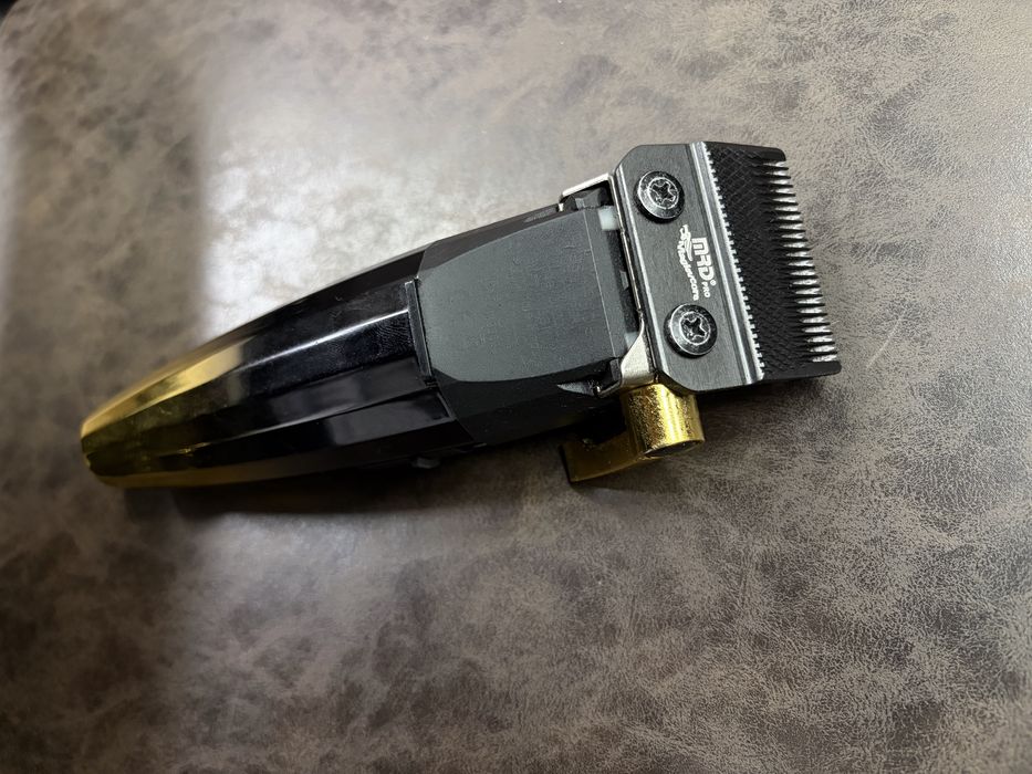 Професионална машинка JRL FF2020C Gold