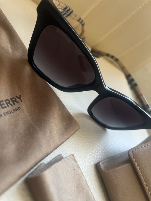 Оригинални слънчеви очила  Burberry