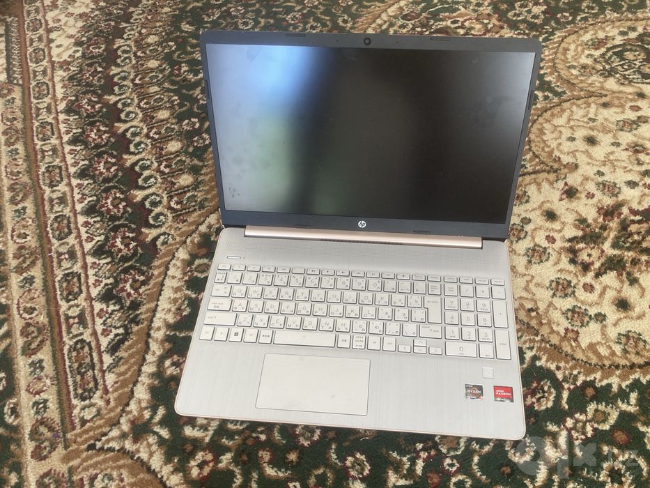 Hp laptop sotiladi