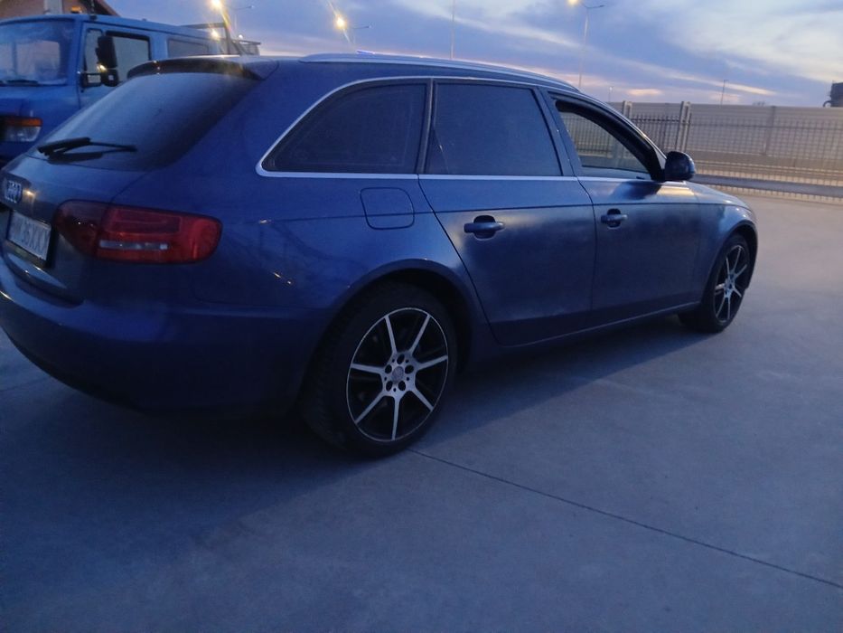 Audi a4 b8 motor 2litri caga dizel