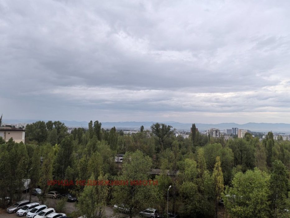 Продава се Тристаен апартамент в София, Полигона - 146 кв.м за 1297 €/кв.м - Снимка #15