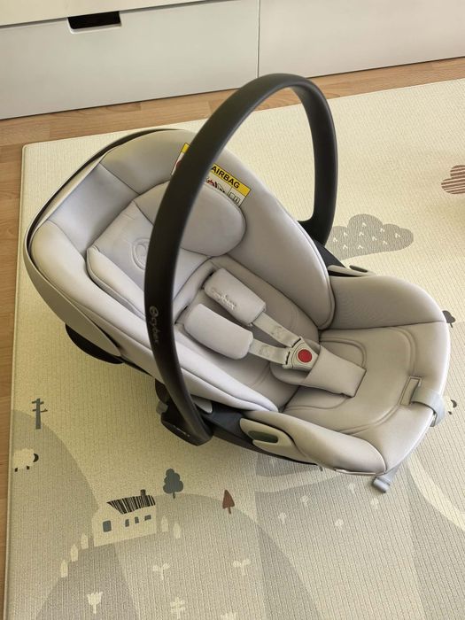 Столче за кола Cybex Gold Cloud G (0-13 кг)