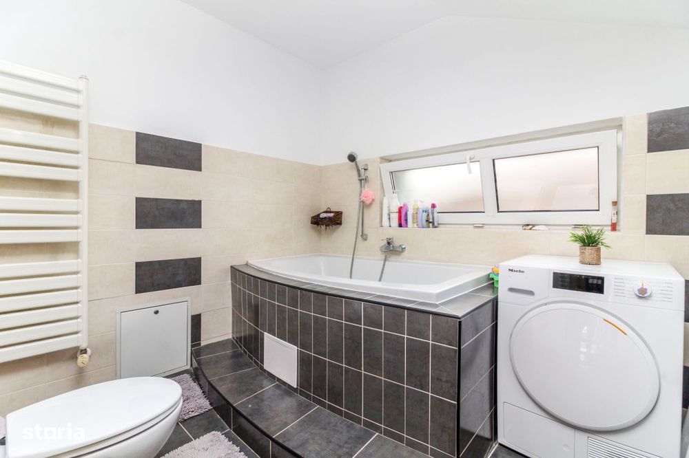 Casa finisata tip duplex, GARAJ, 3 dormitoare, 2 bai, str. Campului