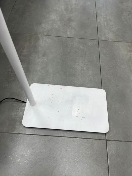 Vand lampa semiluna