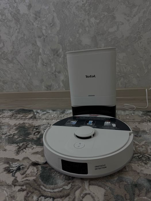 Роботпылесос от бренда Tefal