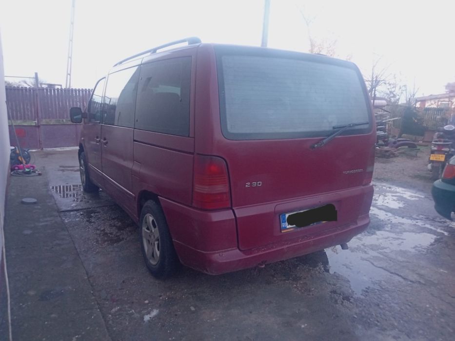 Vând mercedes vito W638 8+1 locuri
