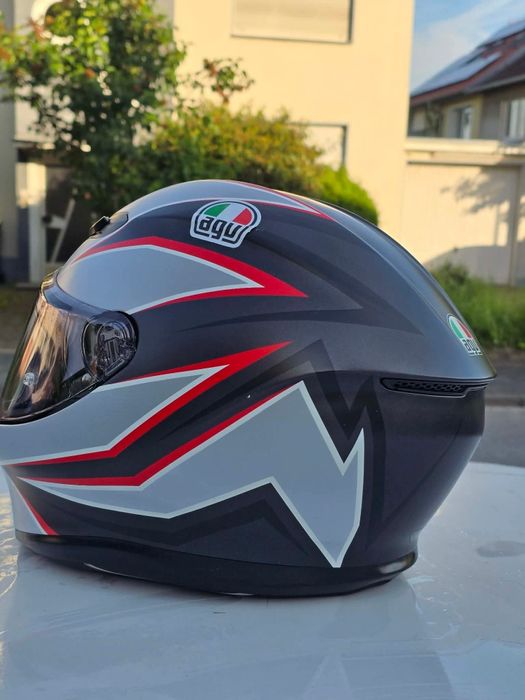 Мото каска AGV K1S.   Agv k6 L