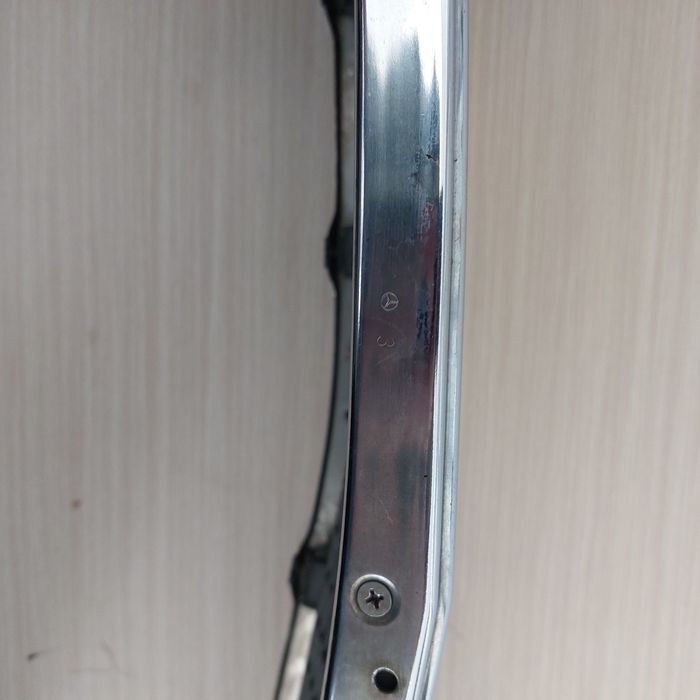 Решетка мерседес 124 ешка оригинал