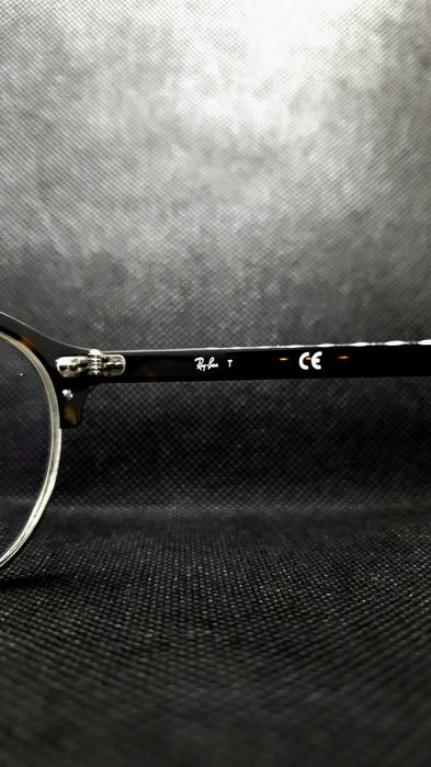 Se vinde rama ochelari RayBan, dioptrii